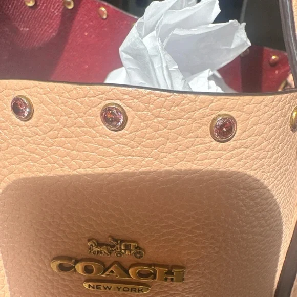 Coach Charlie Carry all Tan Leather Tote Bag - Picture 3 of 6